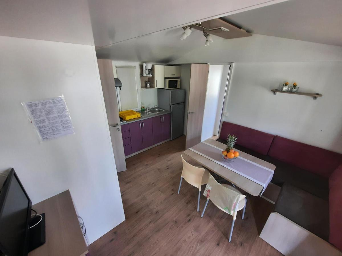 Kamp Rujno Hotel Starigrad Paklenica Bagian luar foto
