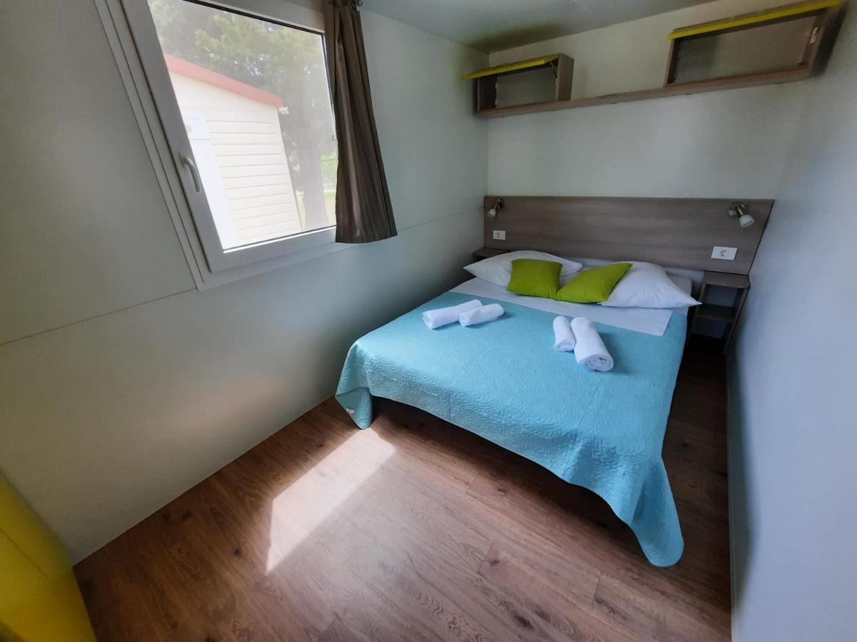 Kamp Rujno Hotel Starigrad Paklenica Bagian luar foto