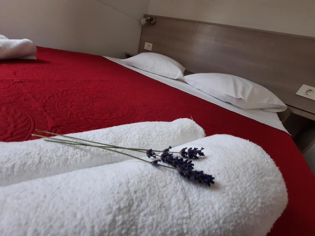 Kamp Rujno Hotel Starigrad Paklenica Bagian luar foto