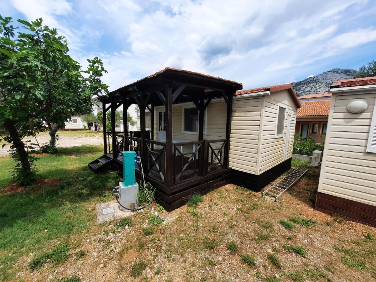 Kamp Rujno Hotel Starigrad Paklenica Bagian luar foto